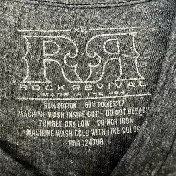 Rock Revival Men's Black, Gray, and Red Tee - Picture 3 of 5